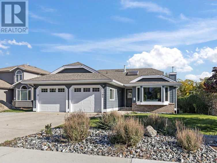 1105 Kelview Street, Kelowna, BC, V1Y 3N9 - 2