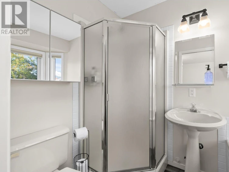 1105 Kelview Street, Kelowna, BC, V1Y 3N9 - 23