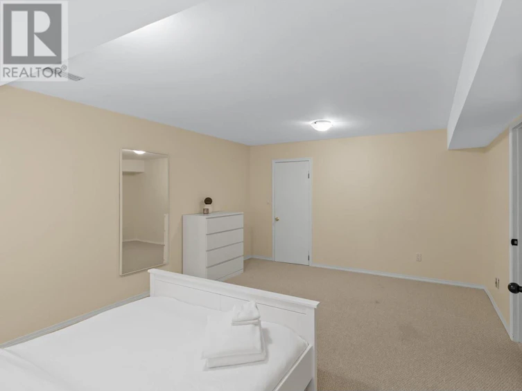 1105 Kelview Street, Kelowna, BC, V1Y 3N9 - 32