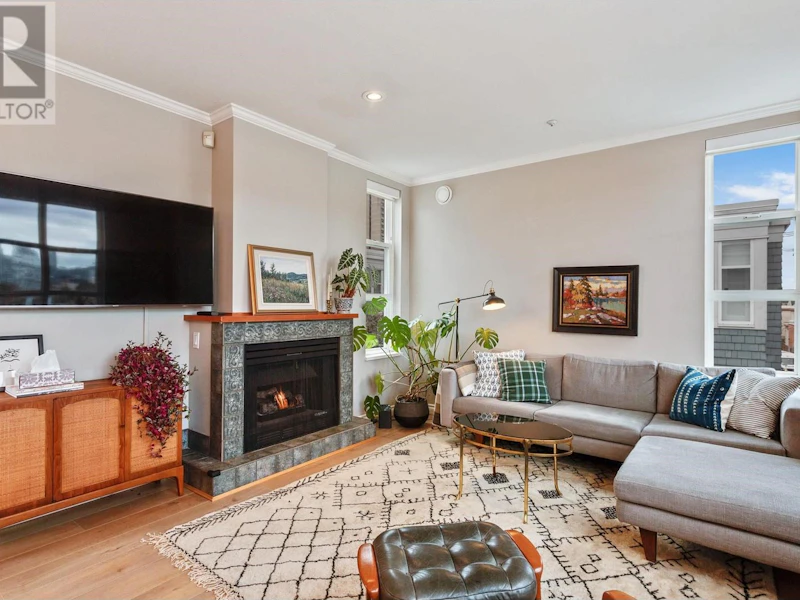 210 - 675 W 7th Avenue, Vancouver BC V5Z 1B6