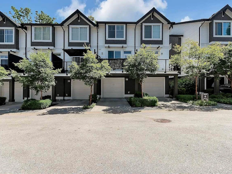 35 - 14271 60th Avenue, Surrey BC V3X 2N4