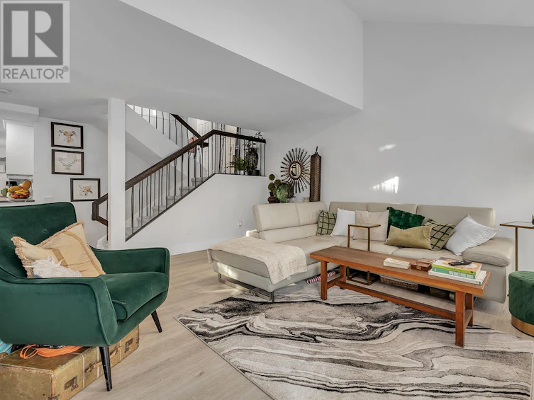 14-414 West Avenue, Kelowna, BC, V1Y 4Z2 - 14