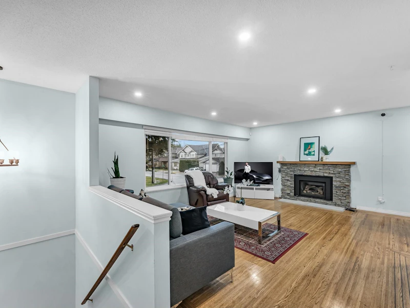 10813 85a Avenue, Delta BC V4C 2V2