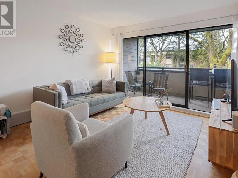 210 - 1710 W 13th Avenue, Vancouver BC V6J 2H1