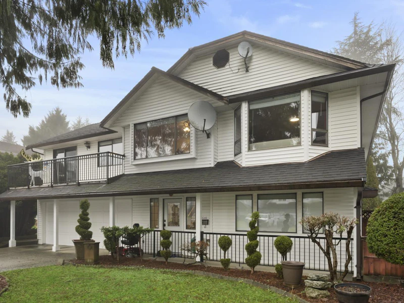 15785 98th Avenue, Surrey BC V4N 2V5