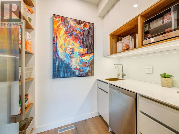 124-1156 Sunset Drive, Kelowna, BC, V1Y 9R7 - 18