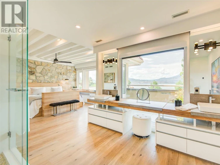 124-1156 Sunset Drive, Kelowna, BC, V1Y 9R7 - 28