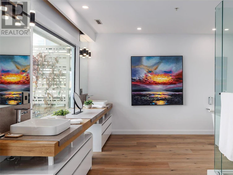 124-1156 Sunset Drive, Kelowna, BC, V1Y 9R7 - 30