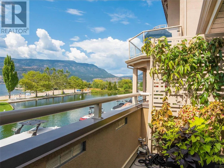 124-1156 Sunset Drive, Kelowna, BC, V1Y 9R7 - 33