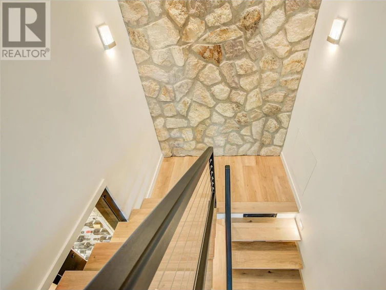 124-1156 Sunset Drive, Kelowna, BC, V1Y 9R7 - 46