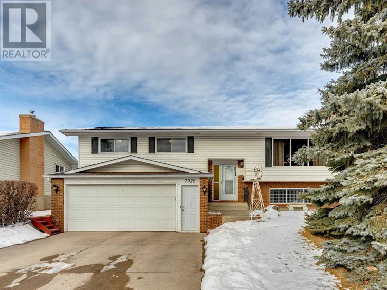 7928 71 Avenue Northwest, Calgary, AB, T3B 4J3