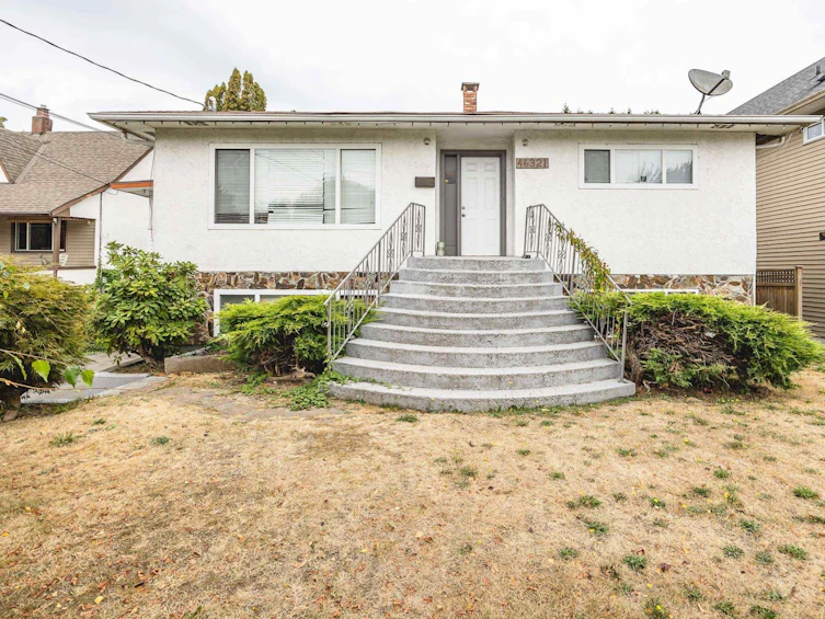 46321 Chilliwack Central Road, Chilliwack, BC, V2P 1J7