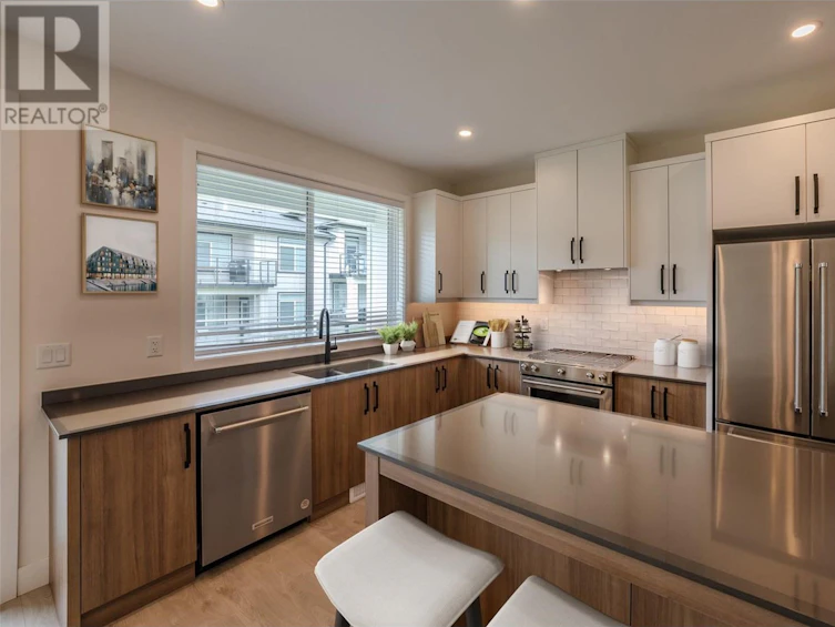 14-8000 Vedette Drive, Osoyoos, BC, V0H 1V2 - 5