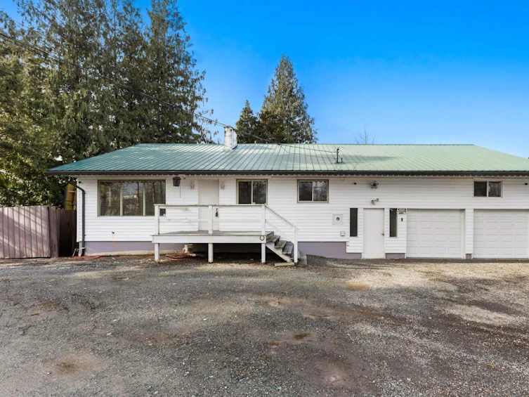 7975 Aitken Road, Chilliwack, BC, V2R 4H5
