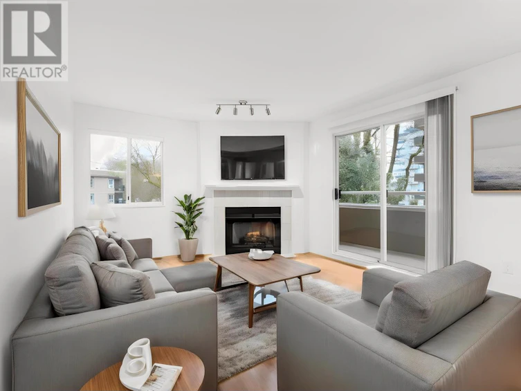 303-526 West 13th Avenue, Vancouver, BC, V5Z 1N7
