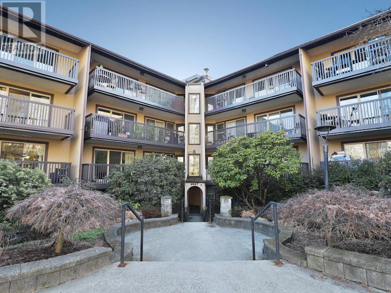 327 - 9847 Manchester Drive, Burnaby BC V3N 4P4