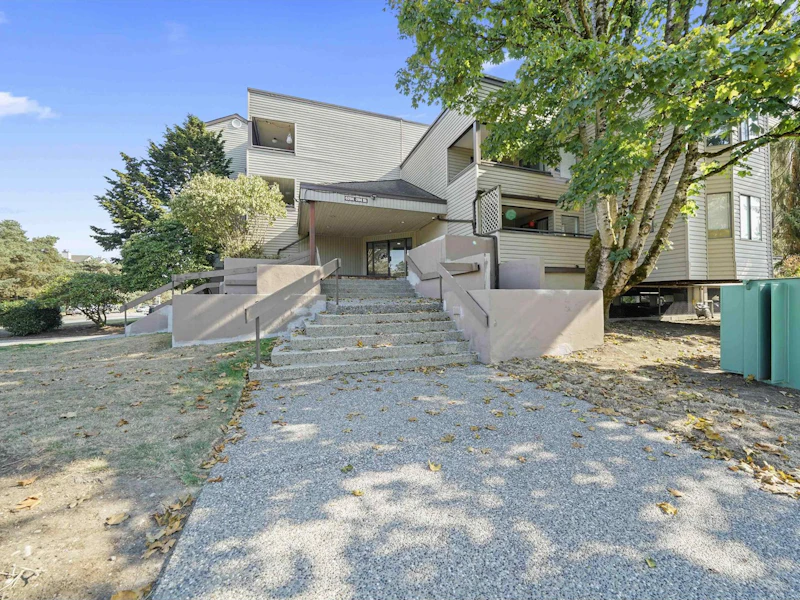213 - 5294 204th Street, Langley BC V3A 1Z1