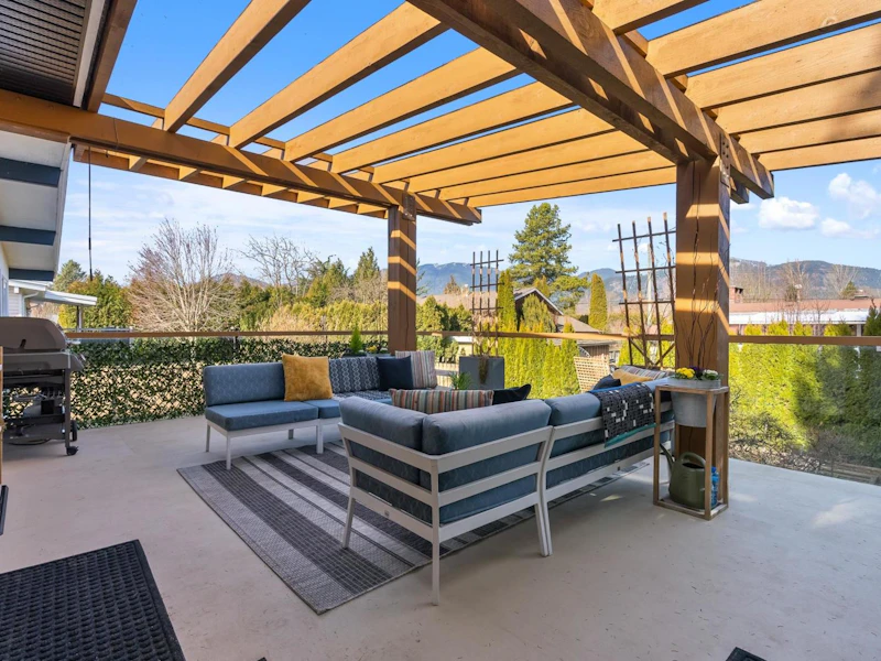 45585 Fernway Avenue, Chilliwack BC V2P 3B2