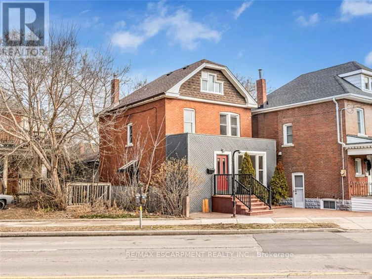 1537 King Street East, Hamilton, ON, L8K 1T1