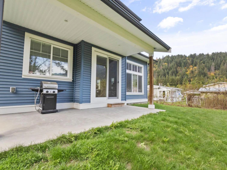 65477 Kawkawa Lake Road, Hope, BC, V0X 1L1 - 30