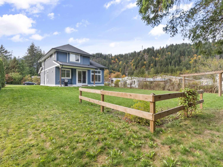 65477 Kawkawa Lake Road, Hope, BC, V0X 1L1 - 33