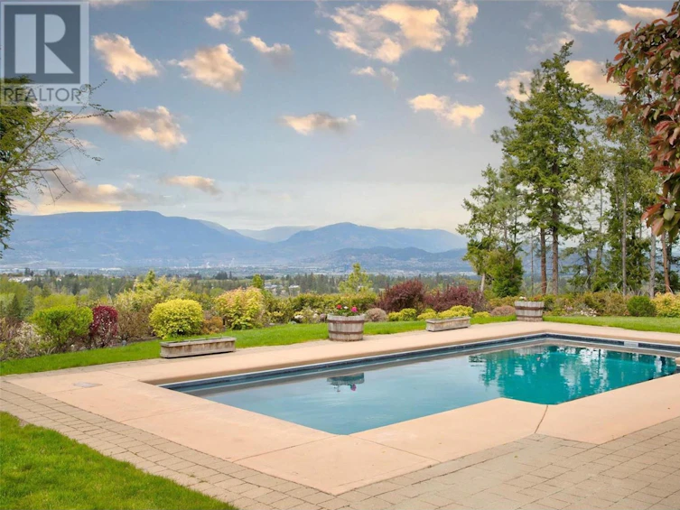 4422 Hayes Road, Kelowna, BC, V1W 5A7 - 25