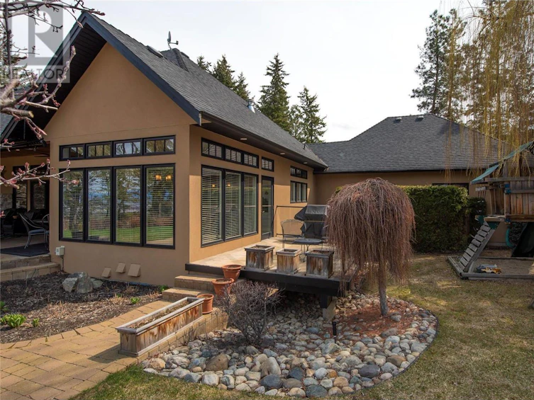4422 Hayes Road, Kelowna, BC, V1W 5A7 - 29