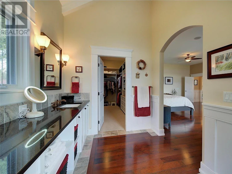 4422 Hayes Road, Kelowna, BC, V1W 5A7 - 40