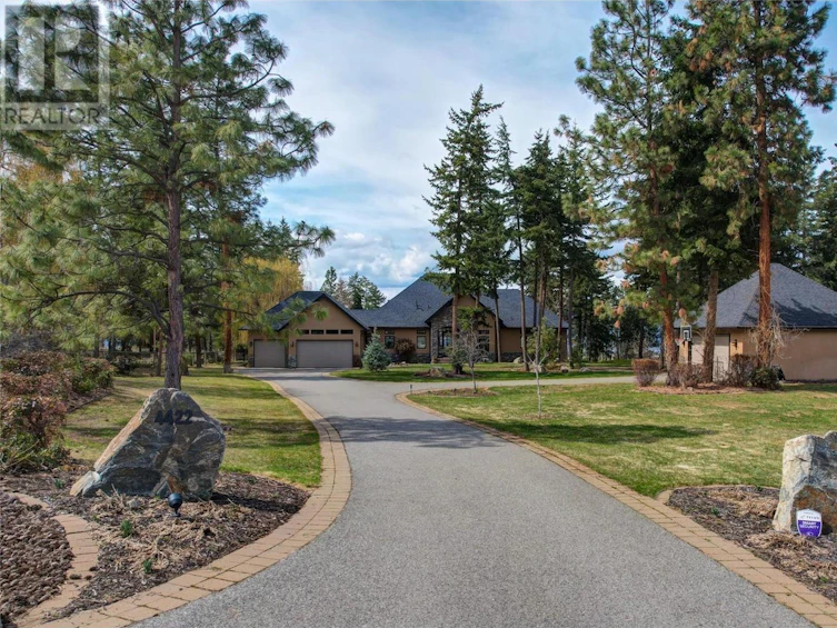 4422 Hayes Road, Kelowna, BC, V1W 5A7 - 4