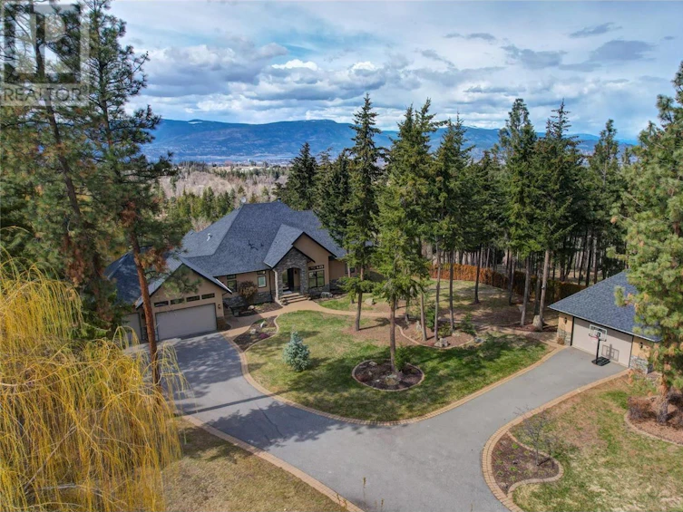 4422 Hayes Road, Kelowna, BC, V1W 5A7 - 5
