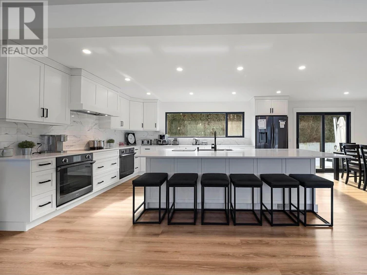 2506 Hillsborough Place, West Kelowna, BC, V1Z 1H5