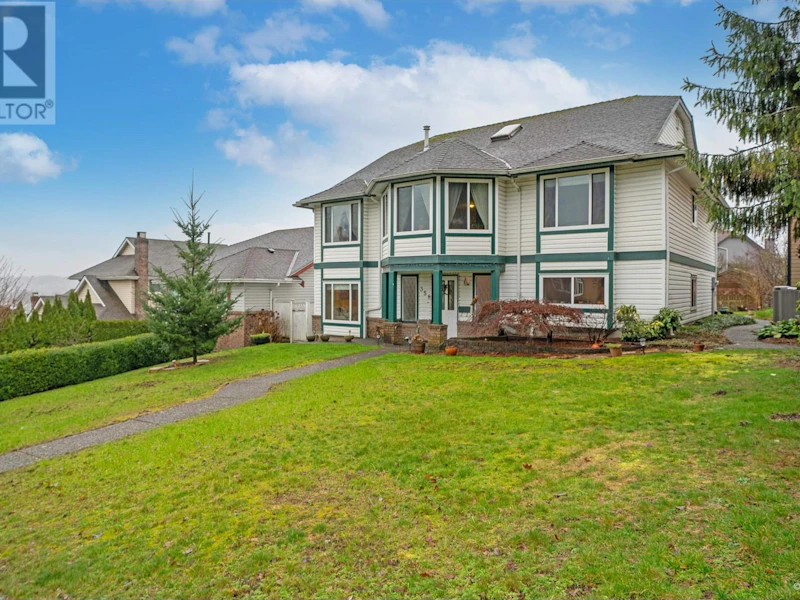 358 Cumberland Street, New Westminster BC V3L 5N3
