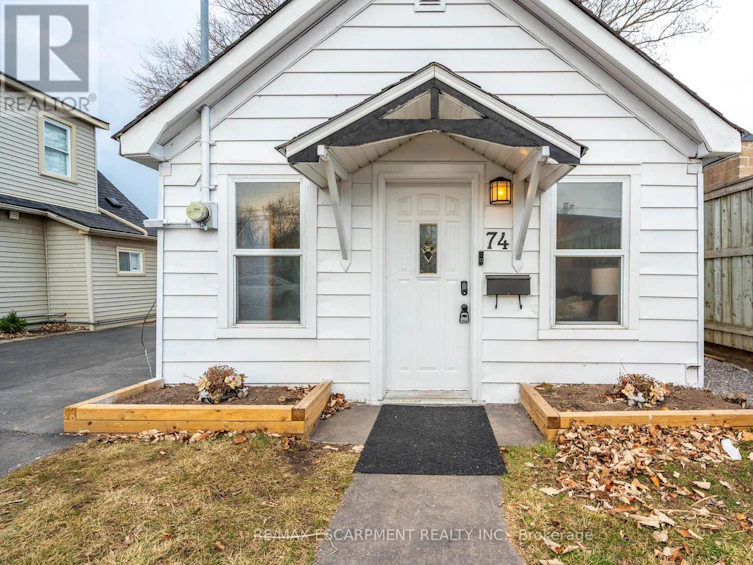 74 Adair Avenue South, Hamilton, ON, L8K 3S5