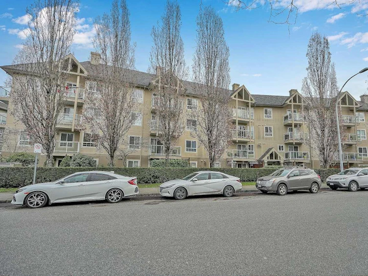 201-8110 120a, Surrey, BC, V3W 3P3