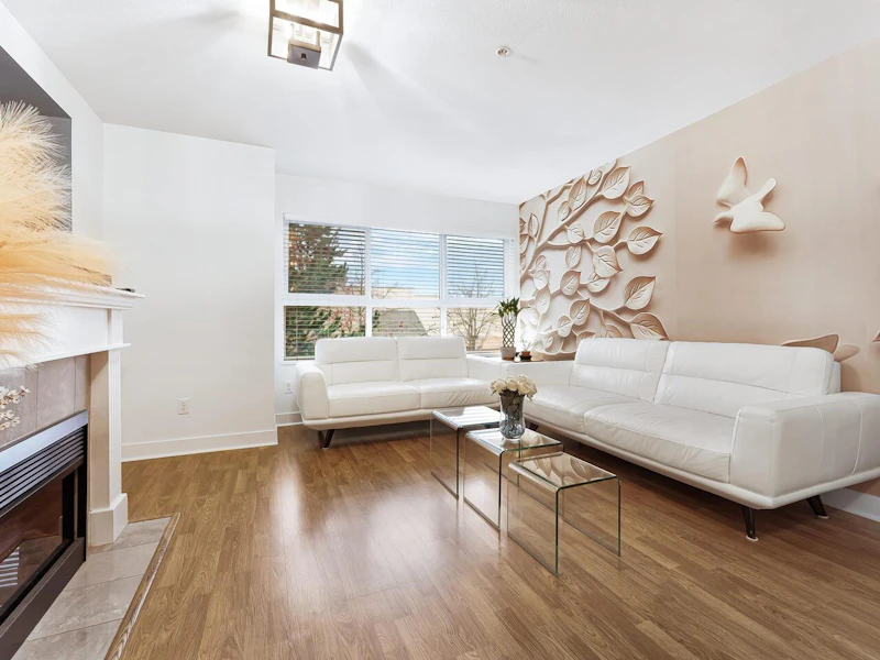 27 - 15353 100th Avenue, Surrey BC V3R 3S6