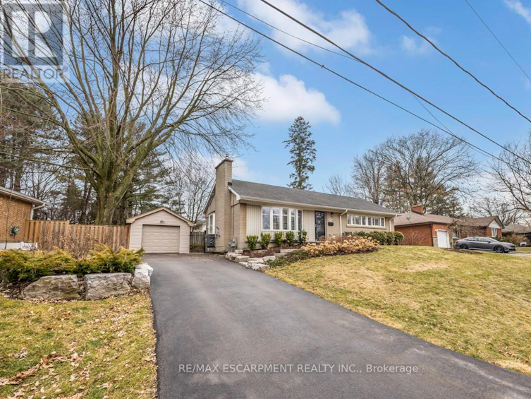 474 Evergreen Avenue, Hamilton, ON, L9G 2P8