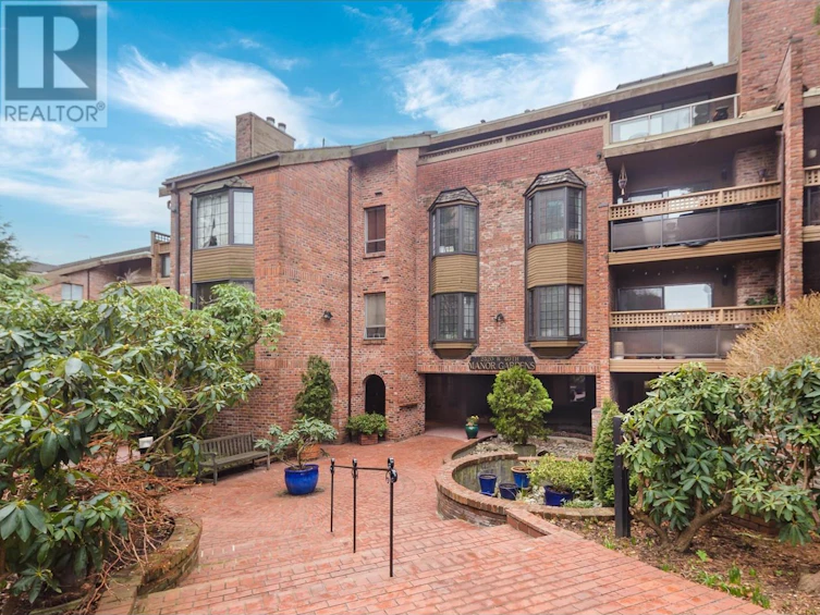 201-2320 West 40th Avenue, Vancouver, BC, V6M 4H6