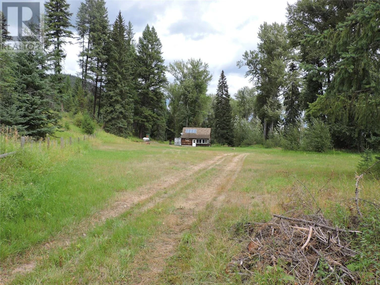 8595 Christian Valley Road, Westbridge, BC, V0H 1Y0 - 11