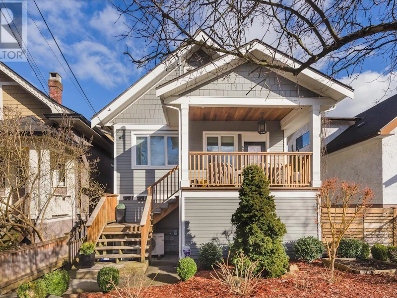634 Semlin Drive, Vancouver BC V5L 4J2