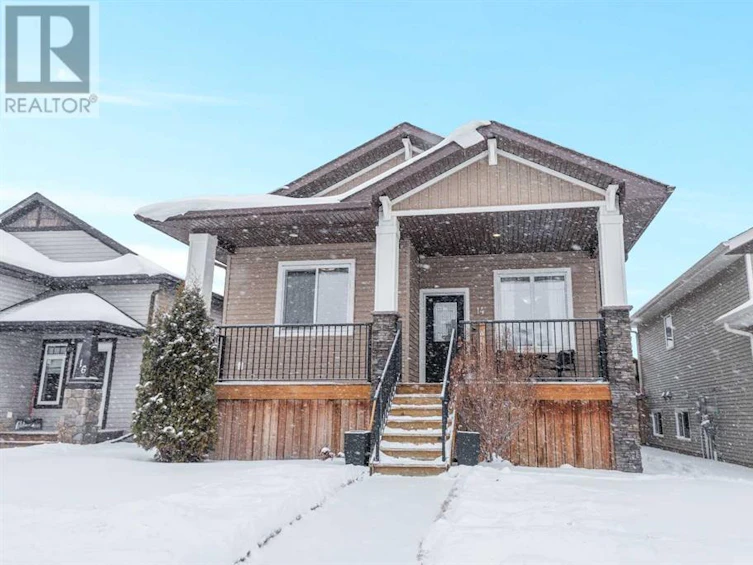 14 Regatta Way, Sylvan Lake, AB, T4S 0E9