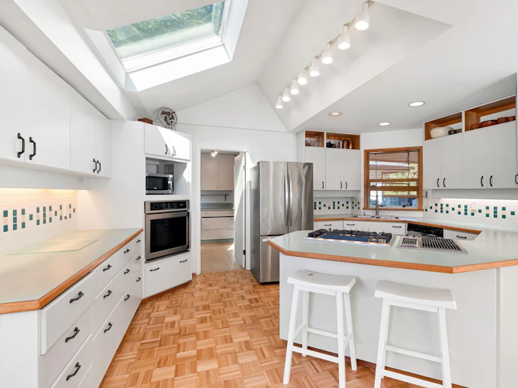 14098 20 Avenue, Surrey, BC, V4A 8P8 - 11