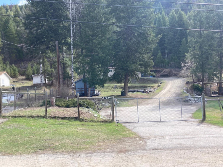 698 Strathmore Avenue Avenue, Greenwood, BC, V0H 1J0 - 6