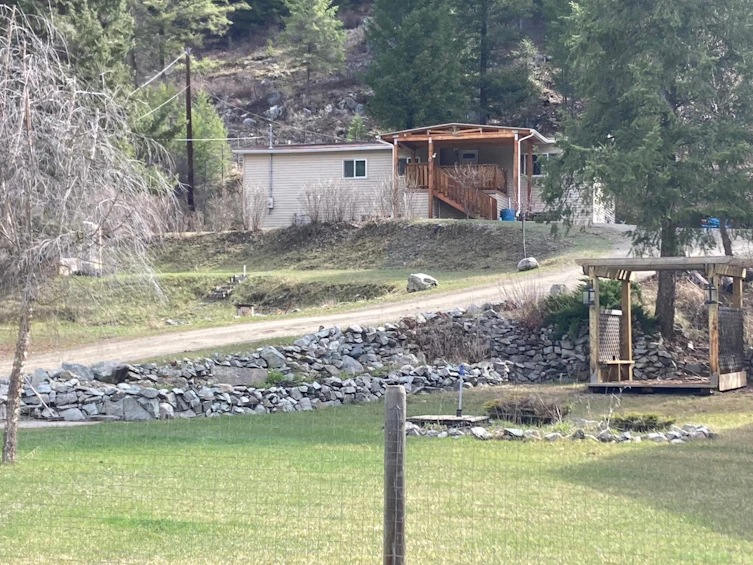 698 Strathmore Avenue Avenue, Greenwood, BC, V0H 1J0 - 7