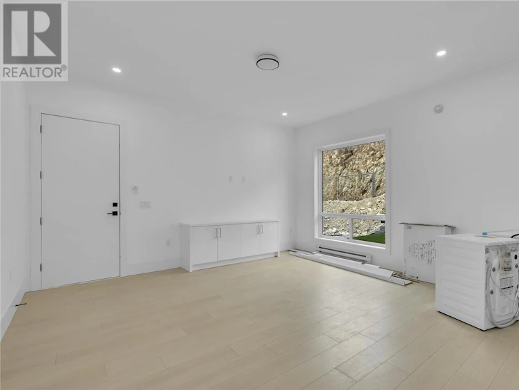 1428 Vineyard Drive, West Kelowna, BC, V4T 2V8 - 46