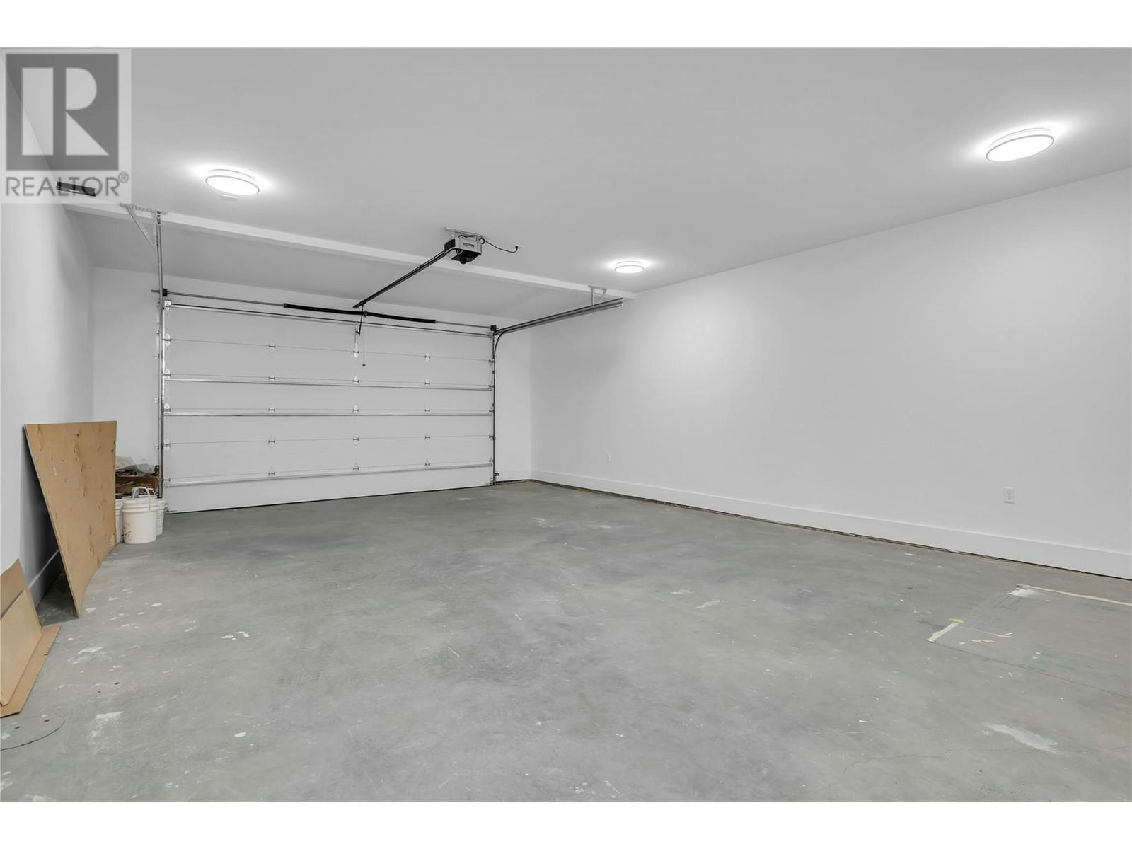 1428 Vineyard Drive, West Kelowna, BC, V4T 2V8 - 50
