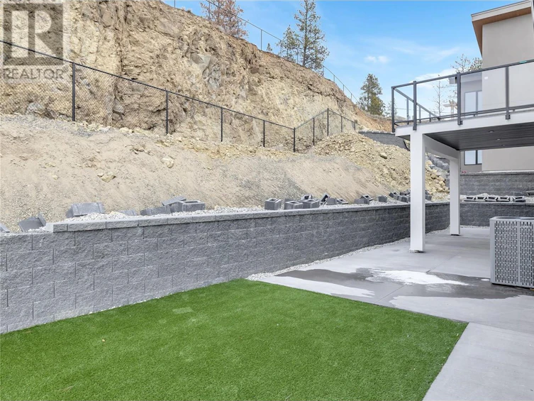 1428 Vineyard Drive, West Kelowna, BC, V4T 2V8 - 51