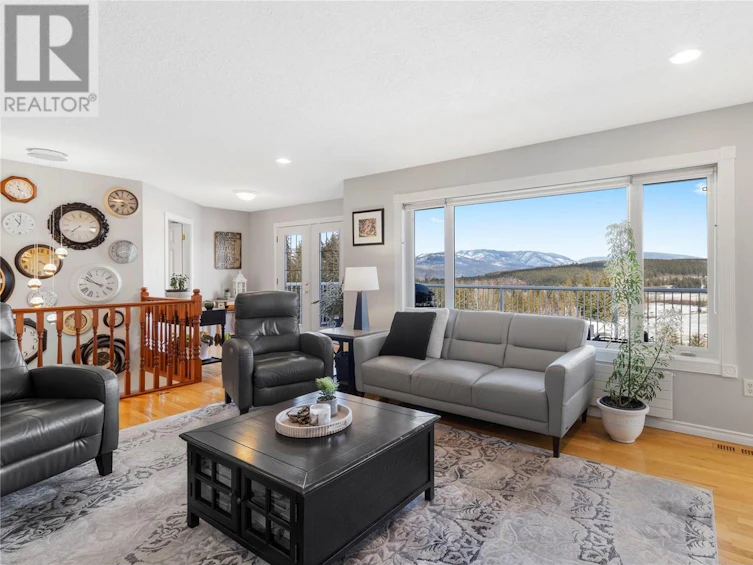 2190 Country Woods Road, Sorrento, BC, V0E 2W1 - 14