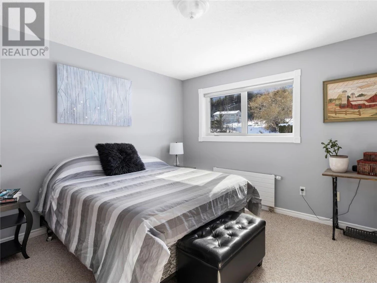 2190 Country Woods Road, Sorrento, BC, V0E 2W1 - 27