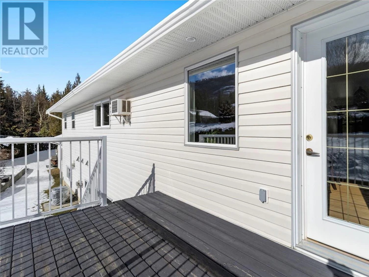 2190 Country Woods Road, Sorrento, BC, V0E 2W1 - 65