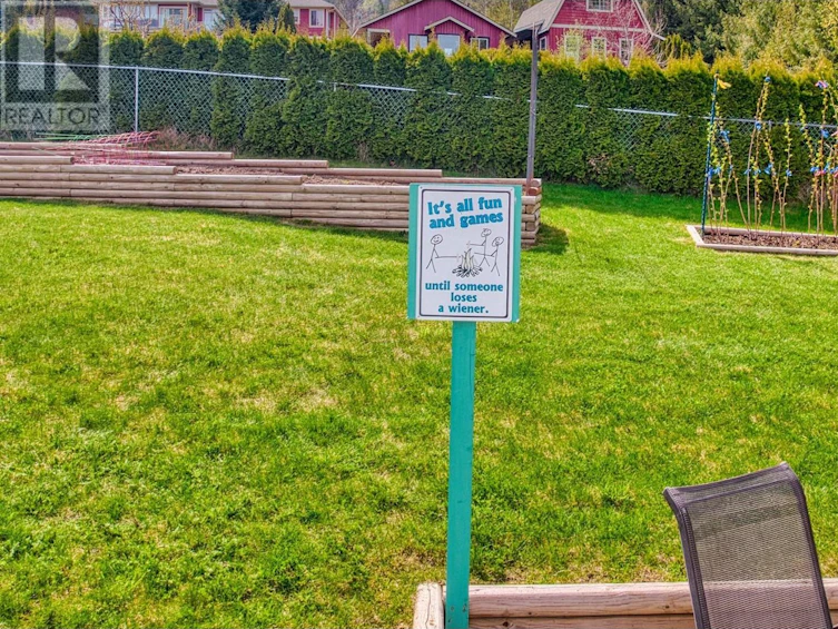2190 Country Woods Road, Sorrento, BC, V0E 2W1 - 79